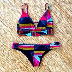 🔥🔥BILLABONG Sol Searcher Bikini🔥🔥